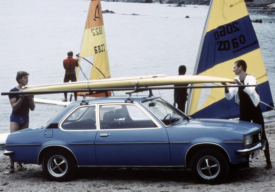  Opel Ascona 2-Door (B) 1975 года  (фото 15 из 15)